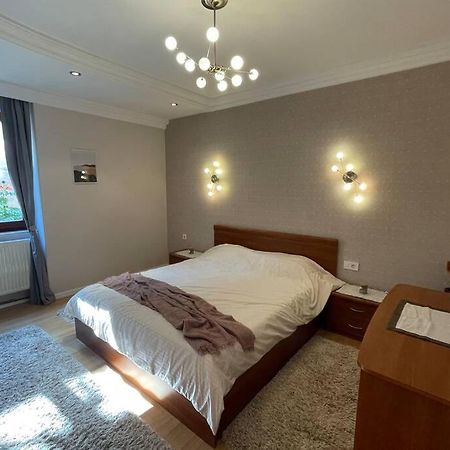 Cozy Apartment In The Old Center Of Prishtina Приштина Екстер'єр фото